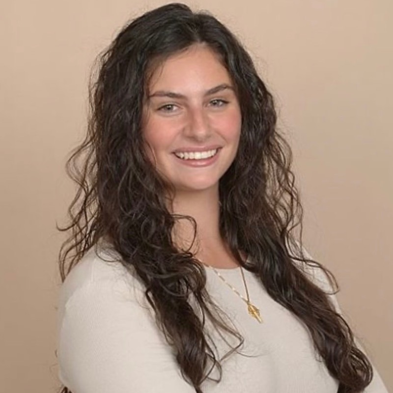 Trainer Liz Lentino profile picture